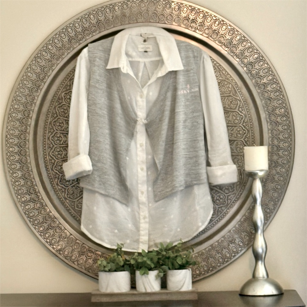 DKNY Gray Sleeveless Spring  Layering Top, NWT, Size M, 8-10